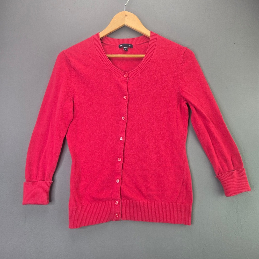 Gap Cardigan Sweater Button Up Size M Red Crew Neck Long Sleeve Ribbed Knit